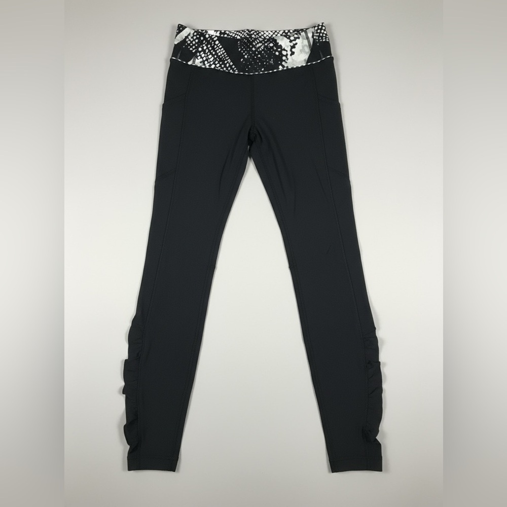 Black Lululemon yoga pants size 8